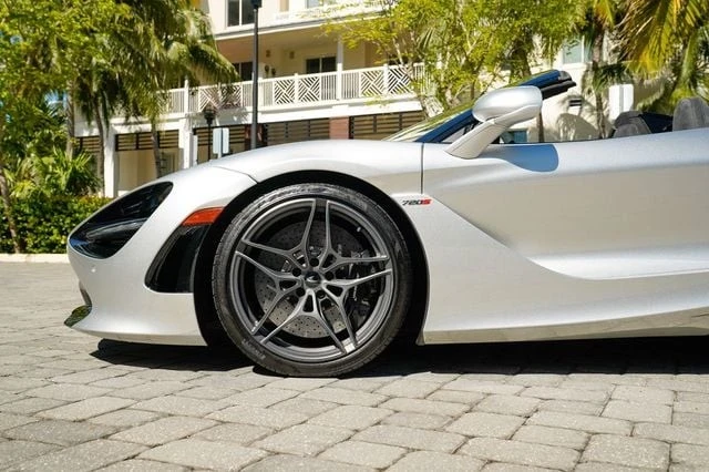 2020 McLaren 720S Spider - Image 16 of 21