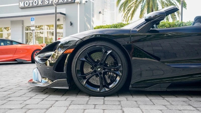 2020 McLaren 720S Spider - Image 13 of 21