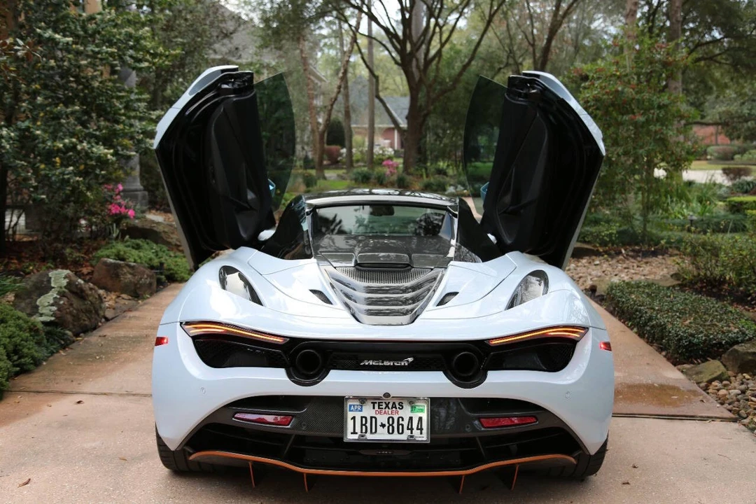 2020 McLaren 720S Spider - Image 17 of 31