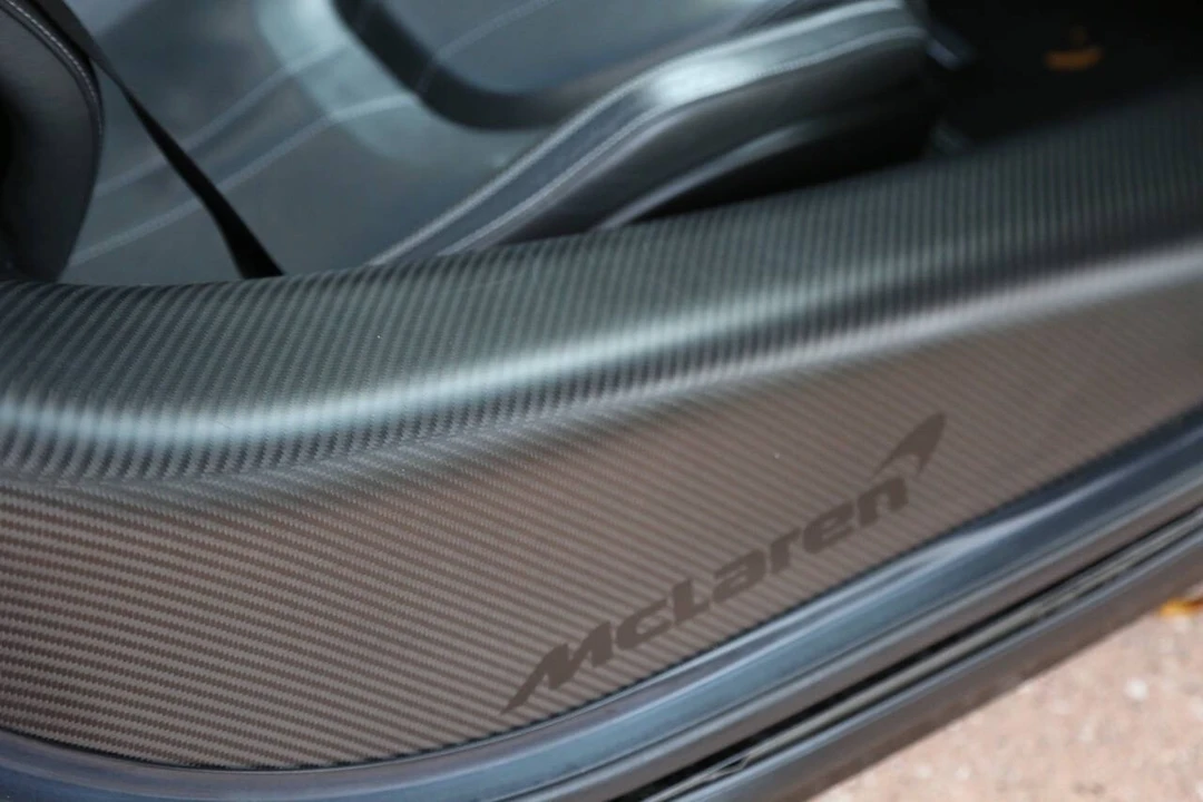 2020 McLaren 720S Spider - Image 27 of 31