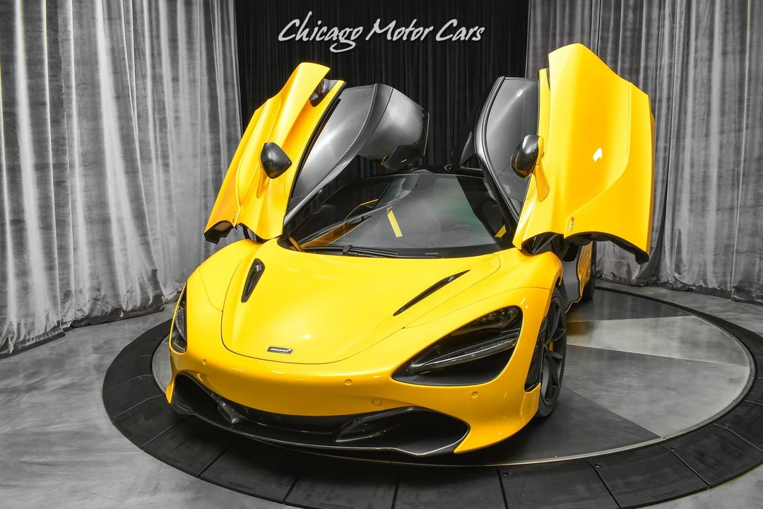 2020 McLaren - Image 2 of 31