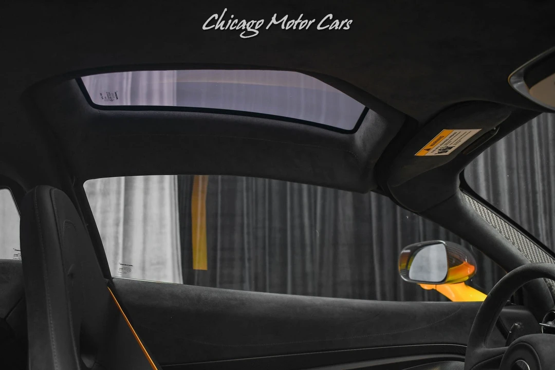 2020 McLaren - Image 25 of 31