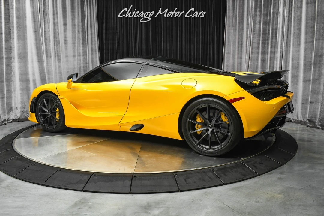 2020 McLaren - Image 3 of 31