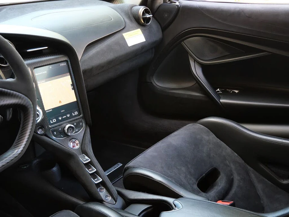 2020 McLaren 720S - Image 23 of 31