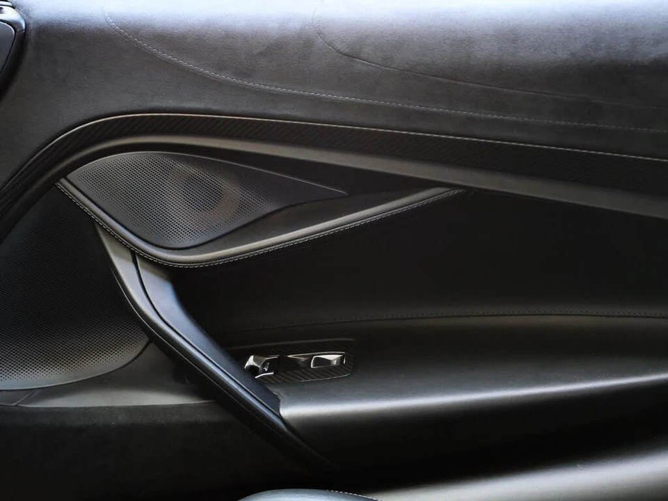 2020 McLaren 720S - Image 24 of 31