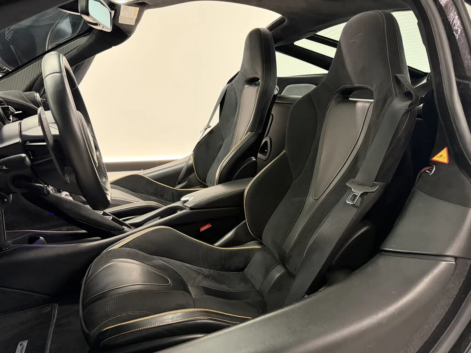 2020 McLaren 720S - Image 14 of 19
