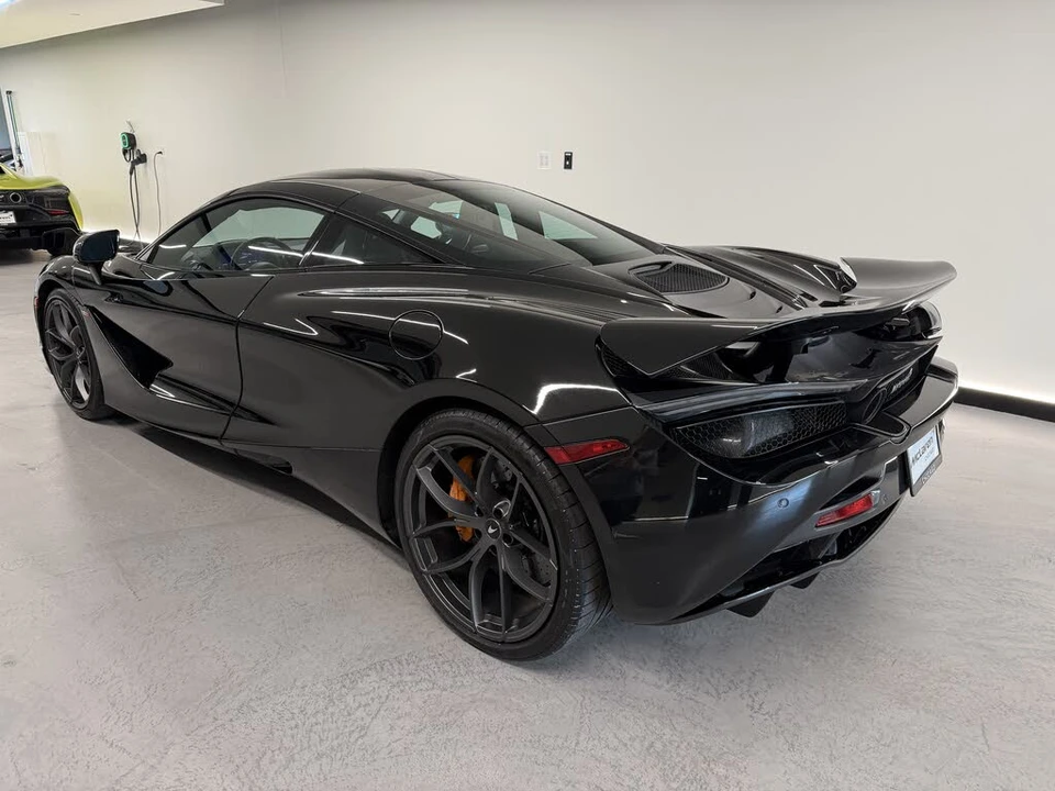 2020 McLaren 720S - Image 2 of 19
