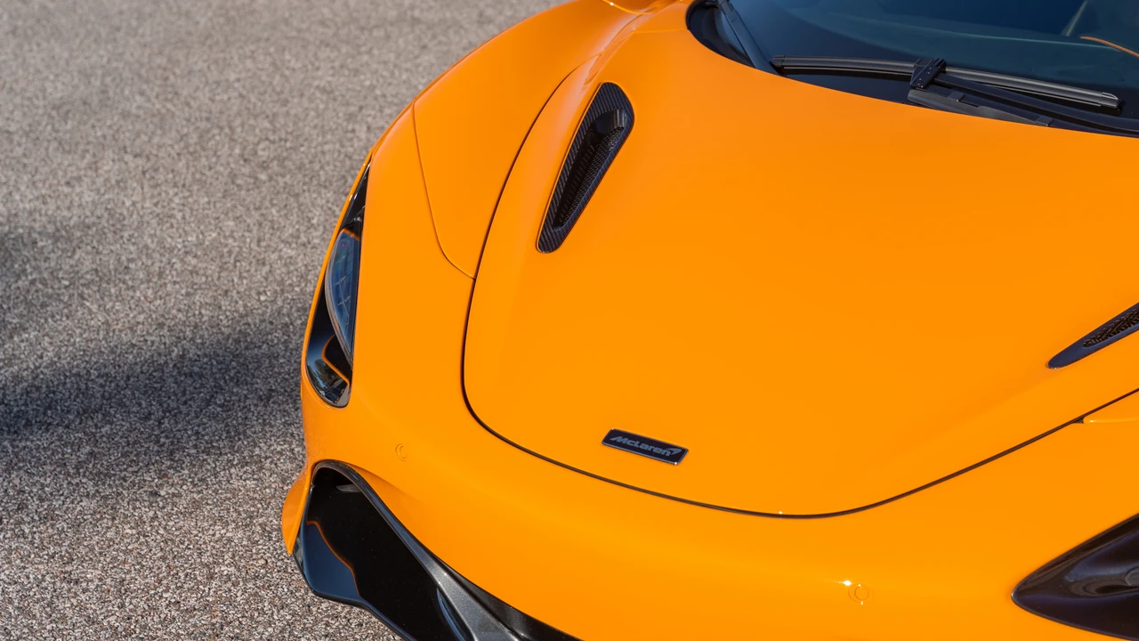 2020 McLaren 720S - Image 27 of 31