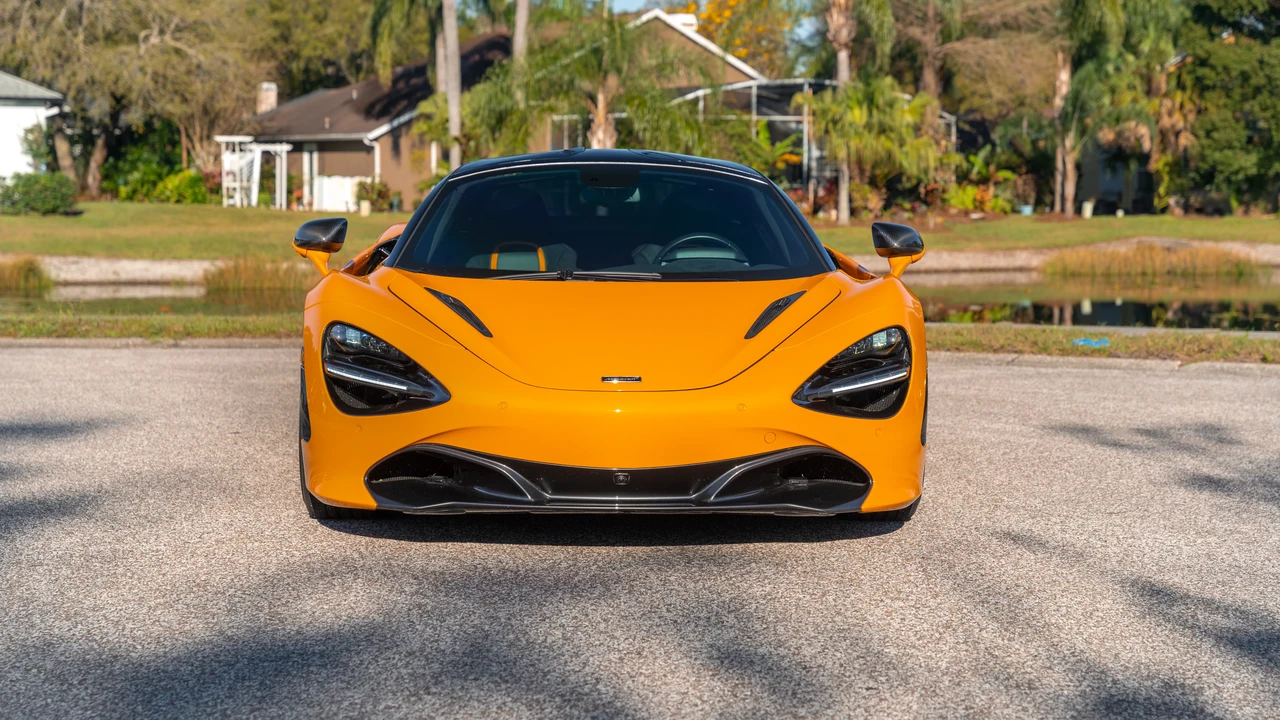 2020 McLaren 720S - Image 3 of 31