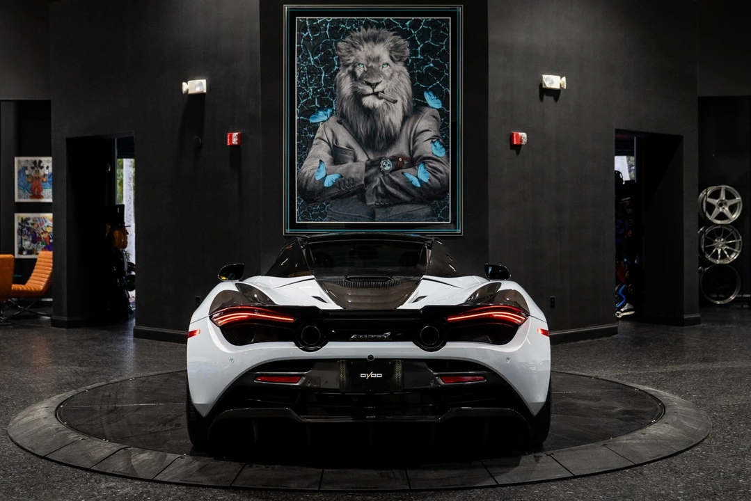 2020 McLaren 720S - Image 16 of 21