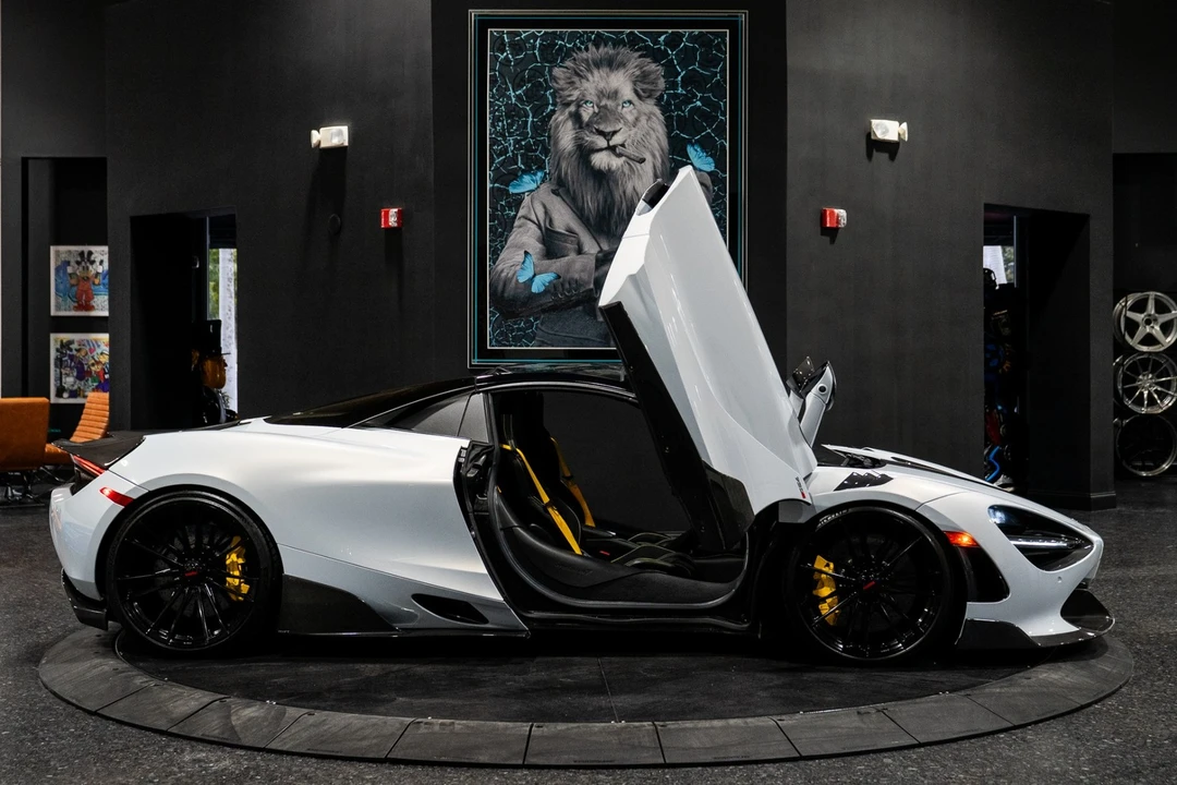 2020 McLaren 720S - Image 10 of 21