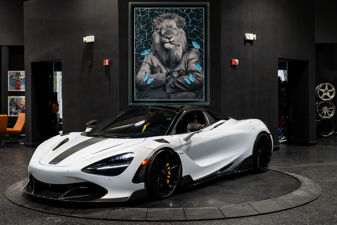 2020 McLaren 720S - Image 13 of 21