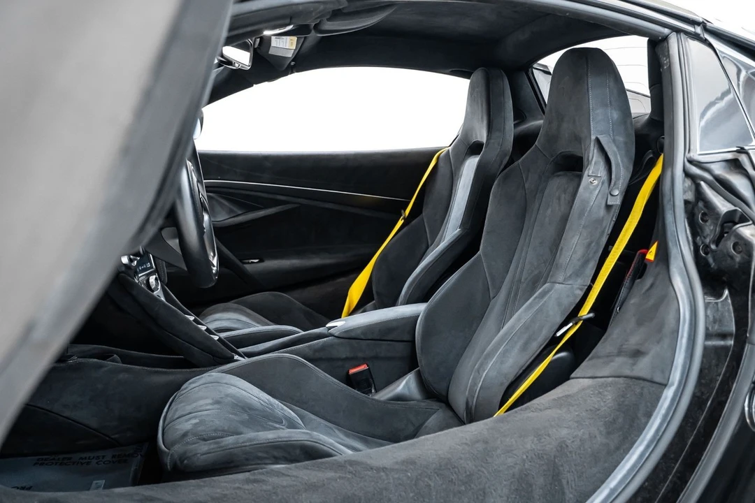 2020 McLaren 720S - Image 24 of 31