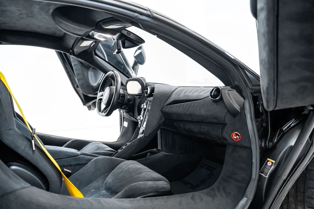 2020 McLaren 720S - Image 27 of 31