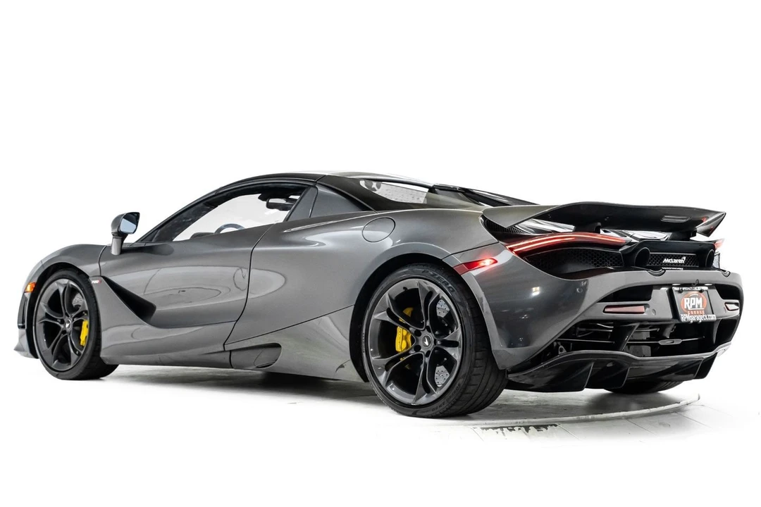 2020 McLaren 720S - Image 13 of 31