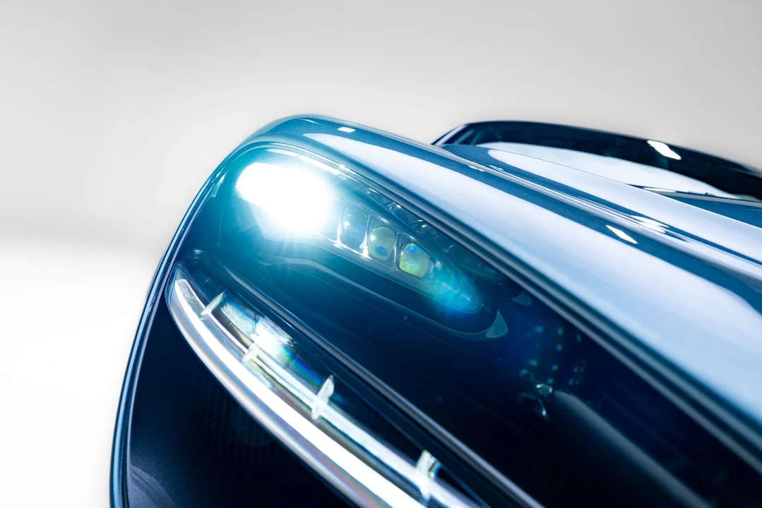 2020 McLaren 720S - Image 14 of 31