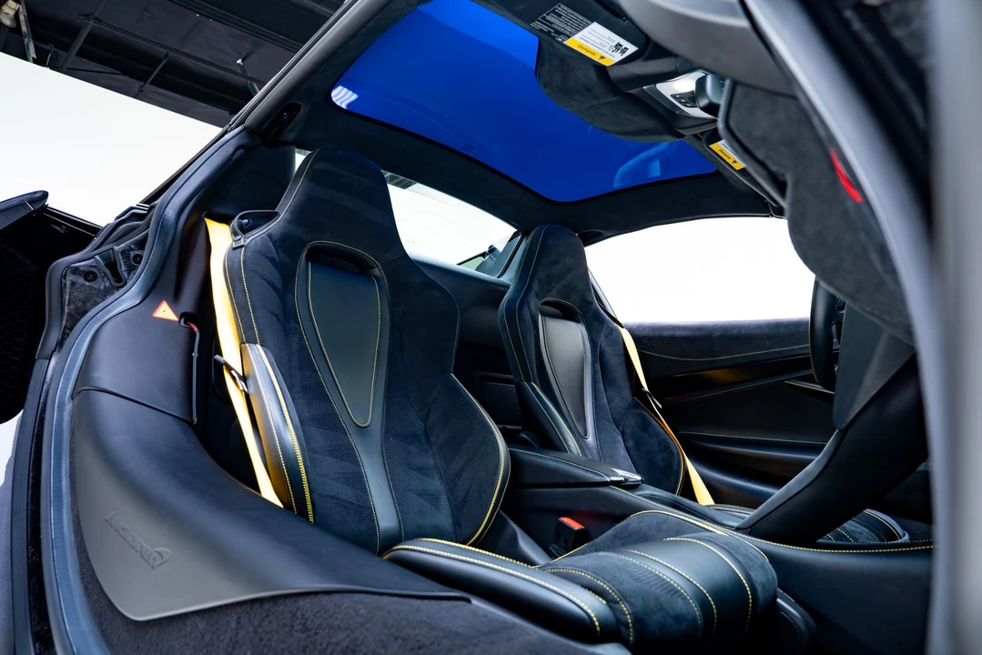 2020 McLaren 720S - Image 19 of 31