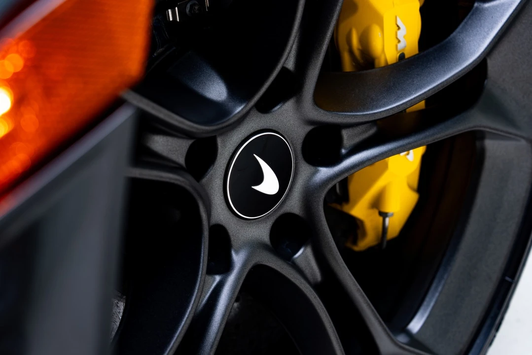 2020 McLaren 720S - Image 21 of 31