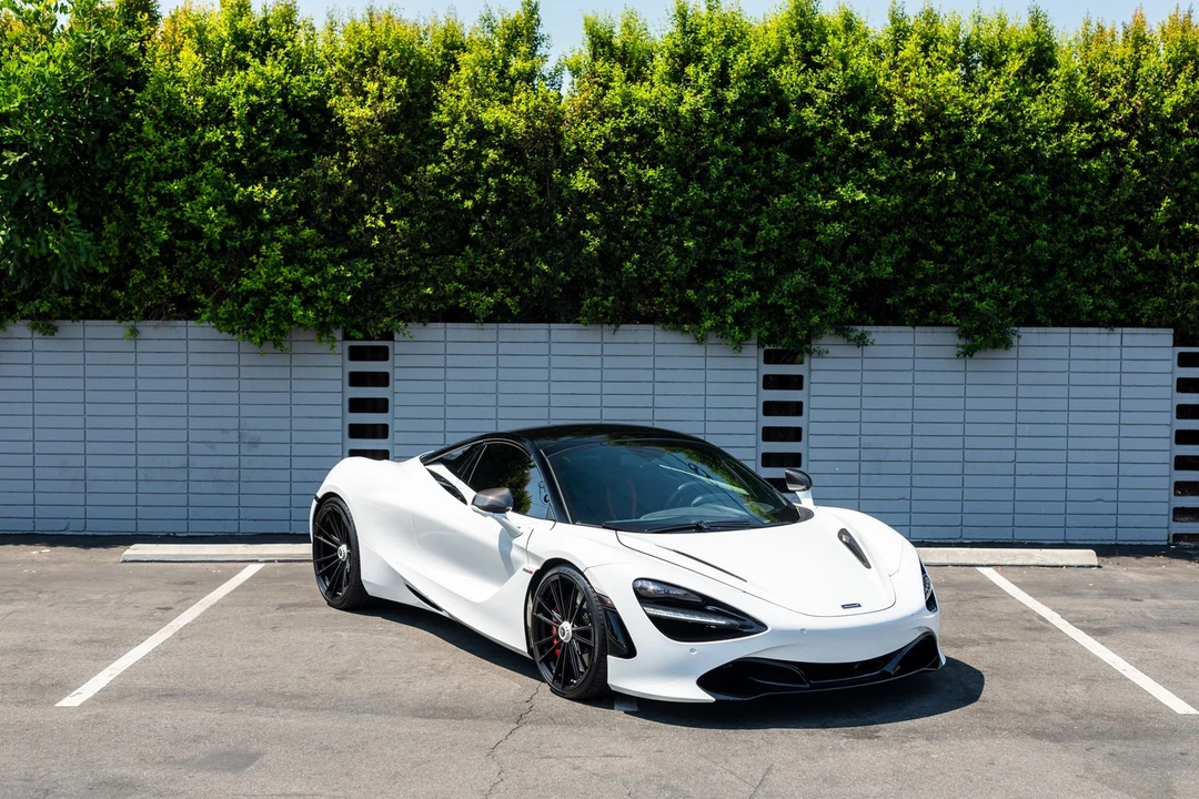 2020 McLaren 720S - Image 25 of 31