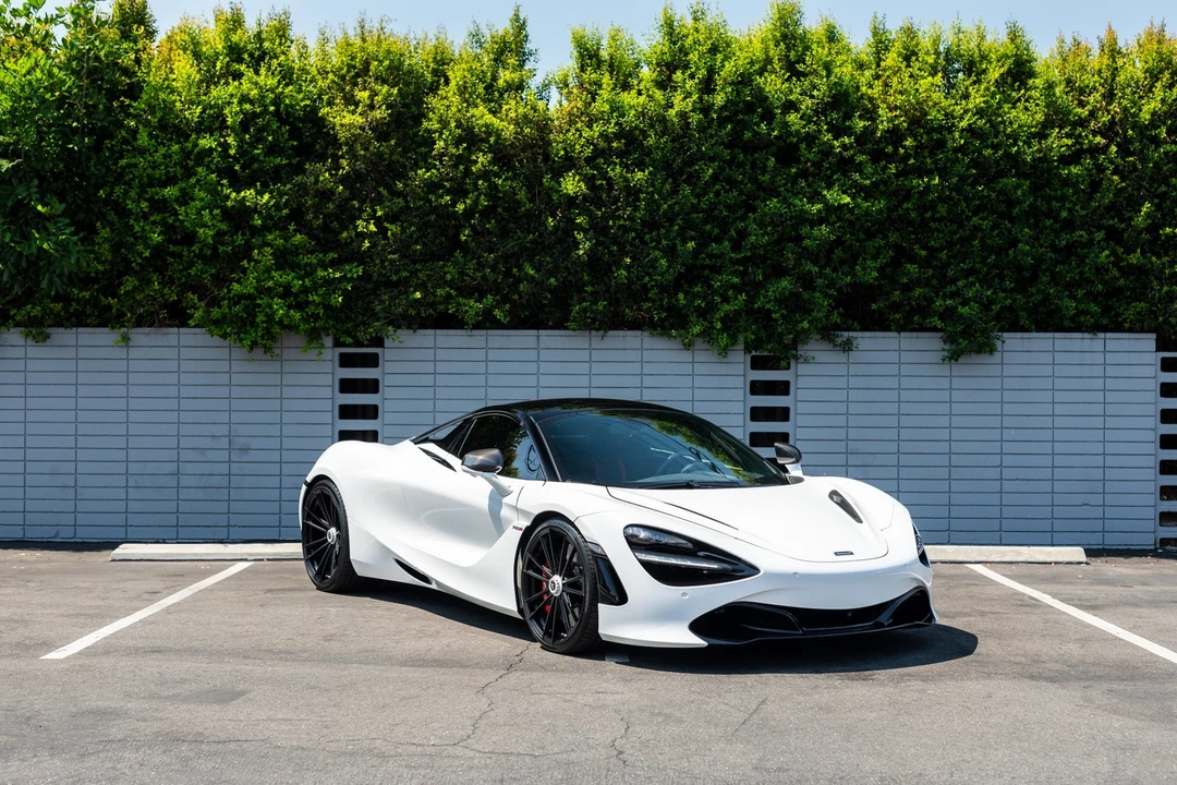 2020 McLaren 720S - Image 26 of 31