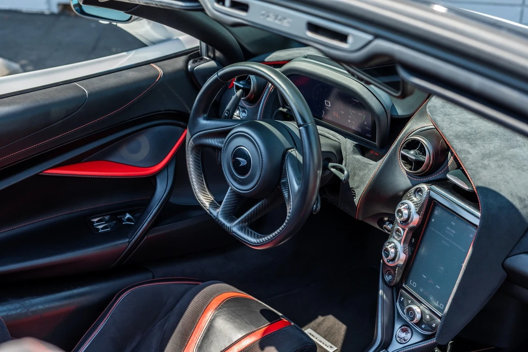 2020 McLaren 720S - Image 21 of 31