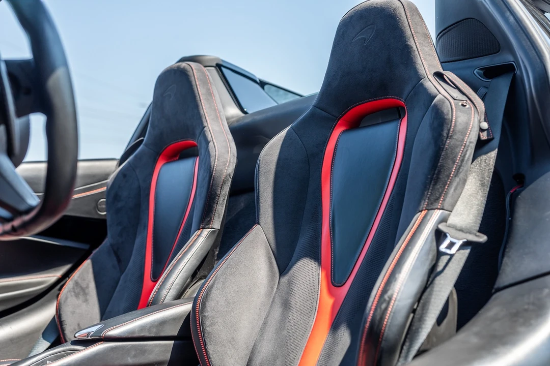 2020 McLaren 720S - Image 20 of 31