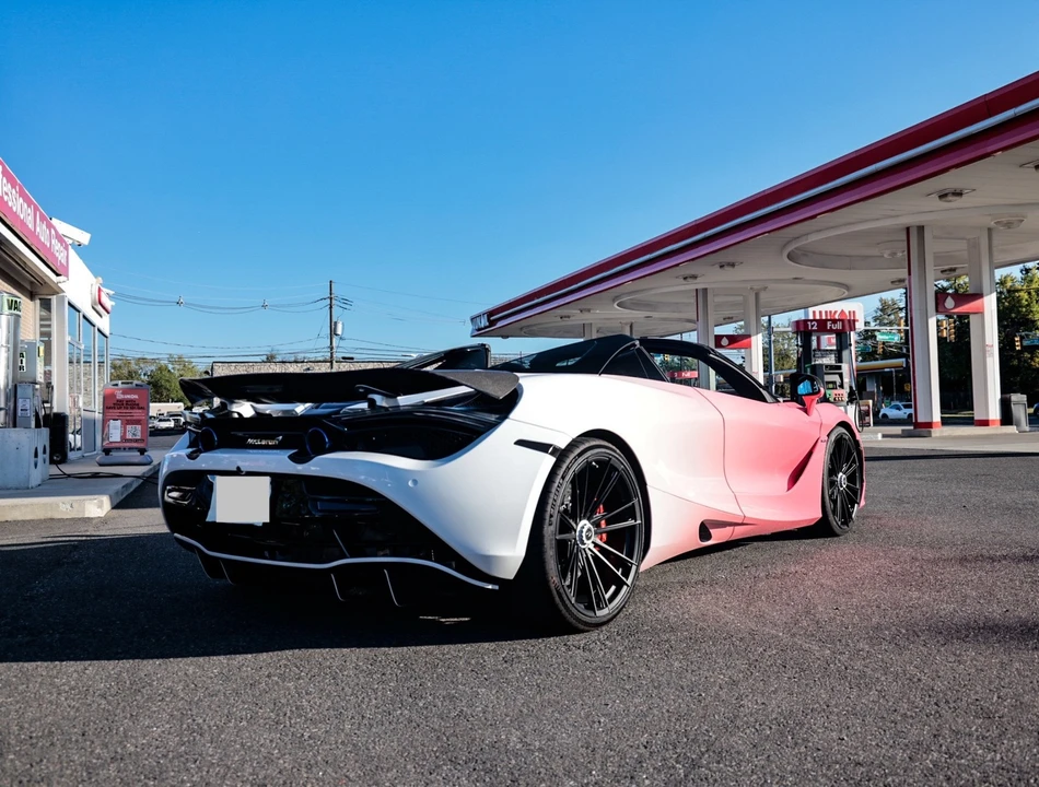 2020 McLaren 720S - Image 10 of 31