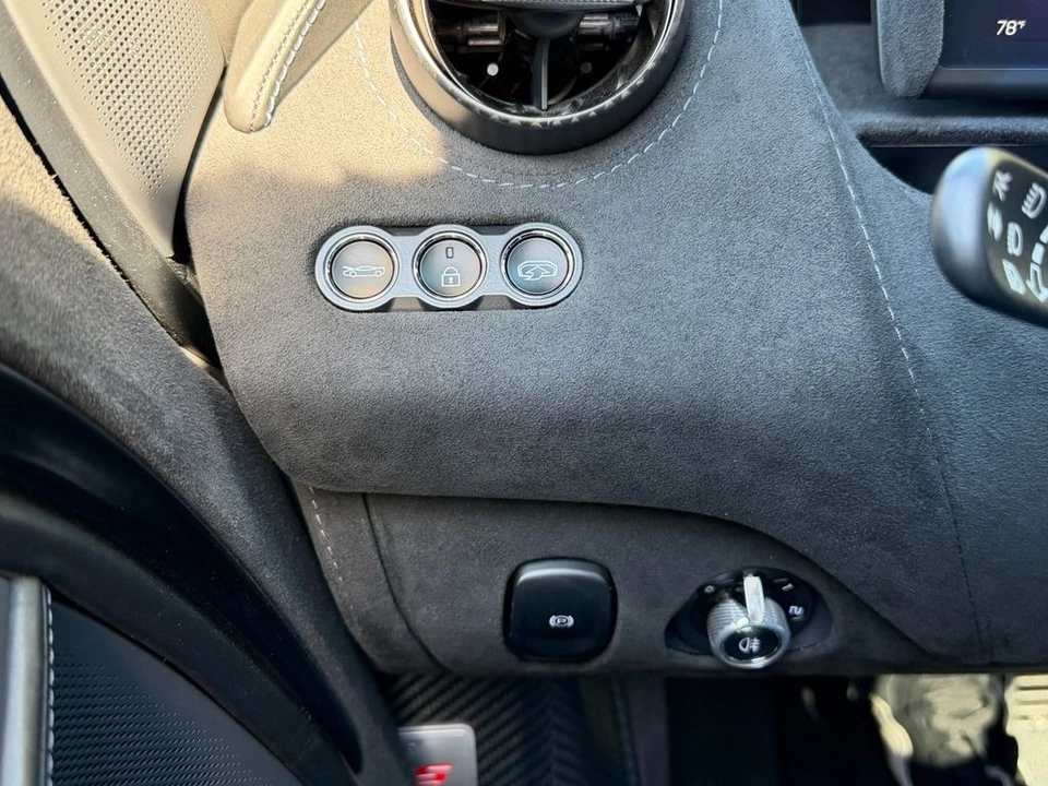 2020 McLaren 720S - Image 18 of 21