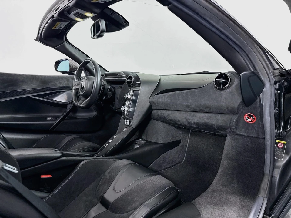 2020 McLaren 720S - Image 27 of 31
