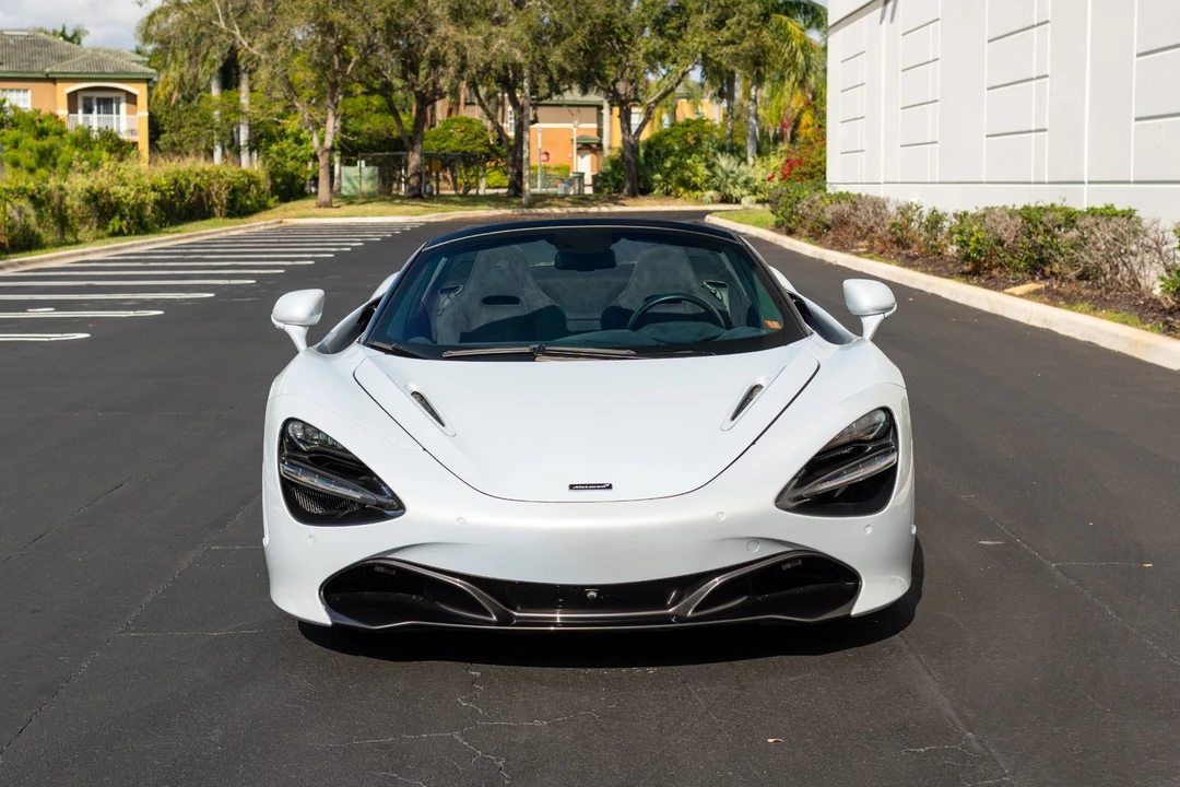 2020 McLaren 720S - Image 2 of 21