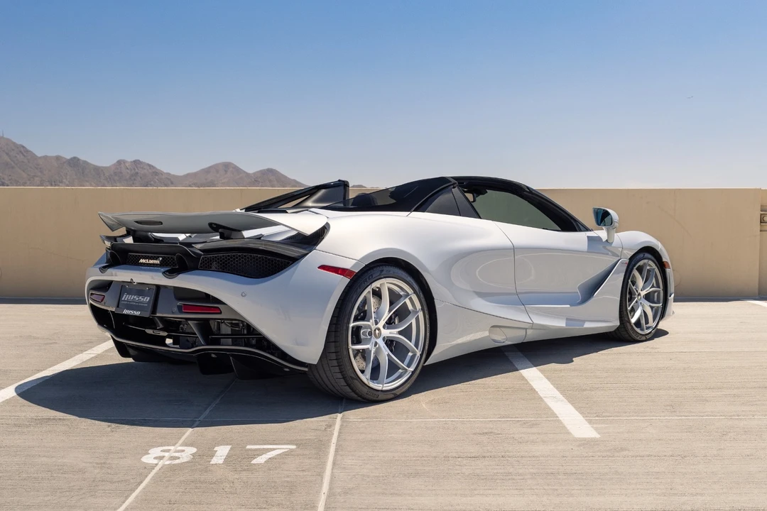 2020 McLaren 720S - Image 11 of 31
