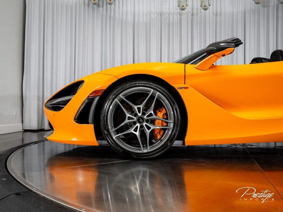 2020 McLaren 720S Spider - Image 18 of 31