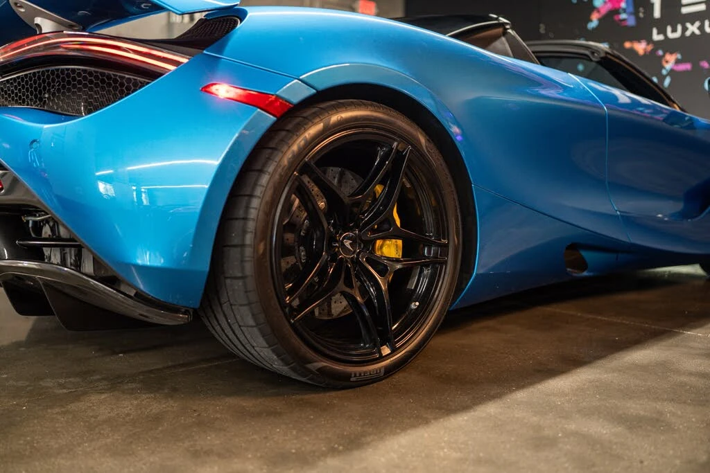 2020 McLaren 720S Spider - Image 18 of 21