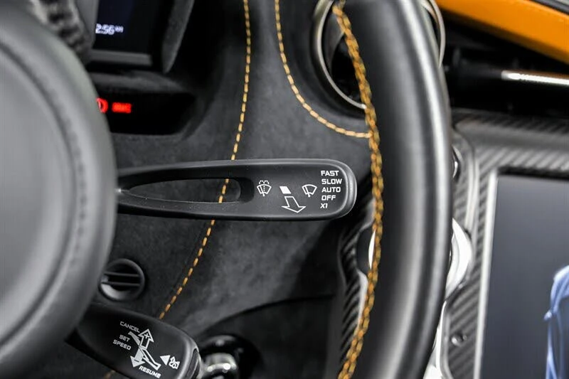 2020 McLaren 720S Spider - Image 28 of 31