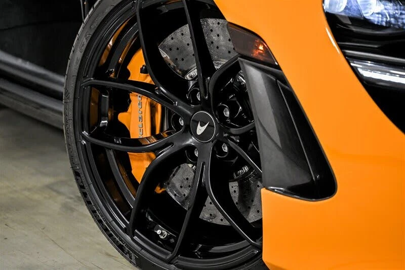 2020 McLaren 720S Spider - Image 3 of 31