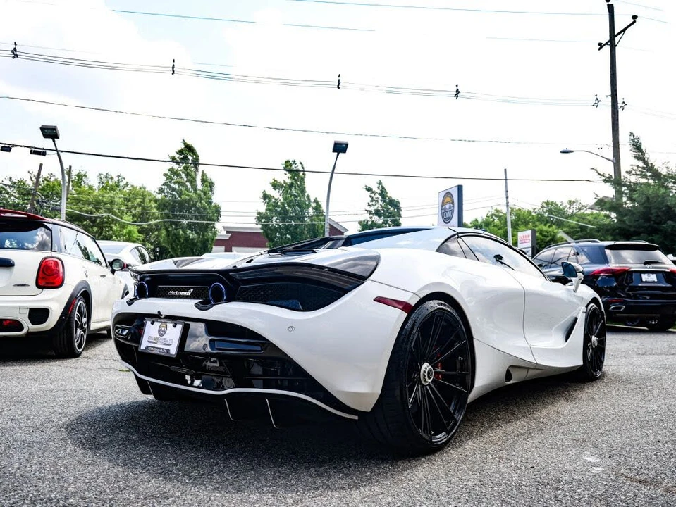 2020 McLaren 720S Spider - Image 14 of 31
