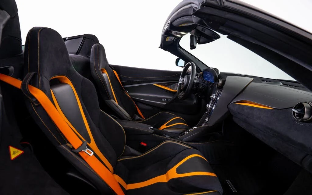 2020 McLaren 720S Spider - Image 19 of 21