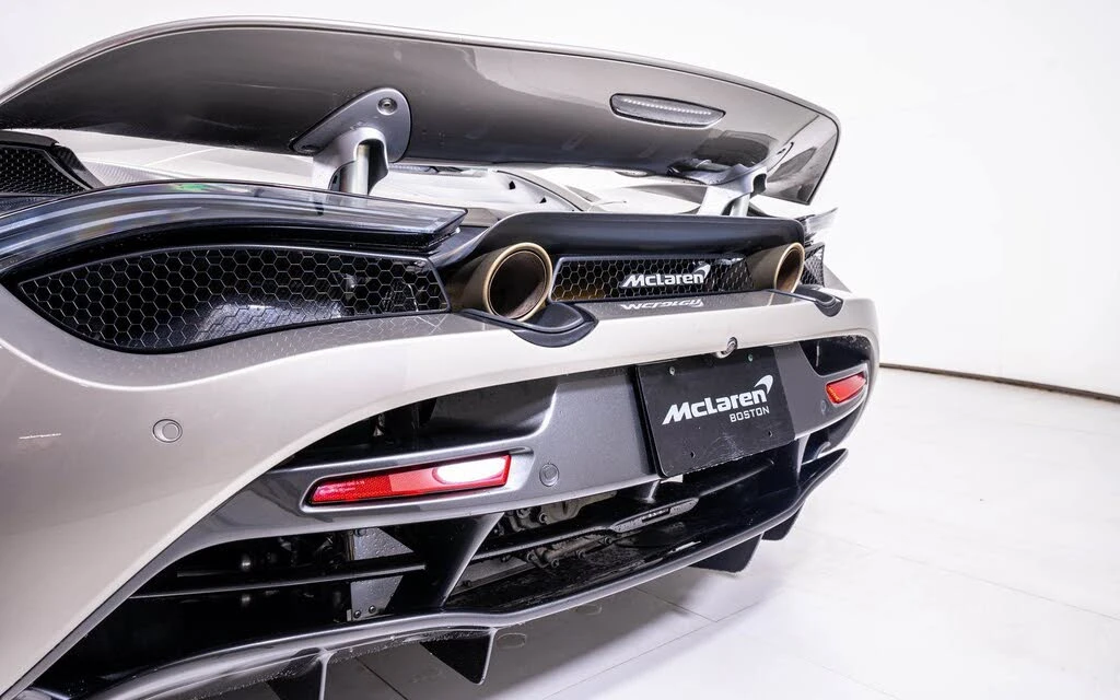 2020 McLaren 720S Spider - Image 13 of 21