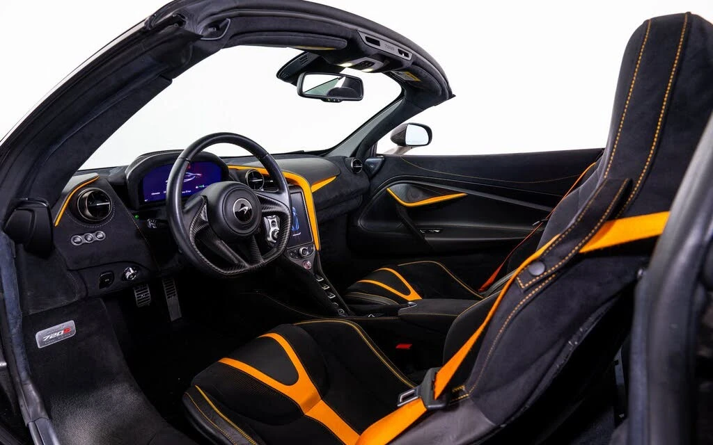 2020 McLaren 720S Spider - Image 17 of 21