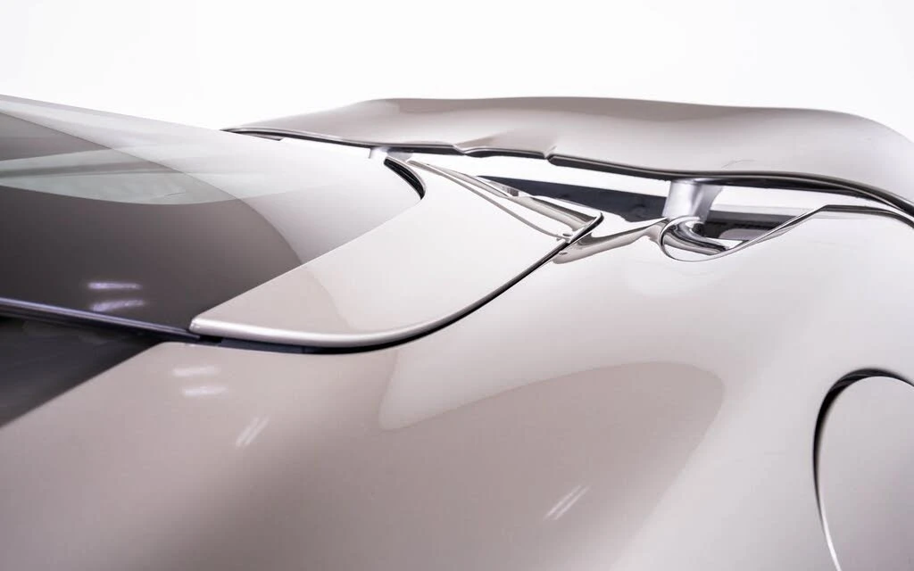 2020 McLaren 720S Spider - Image 14 of 21