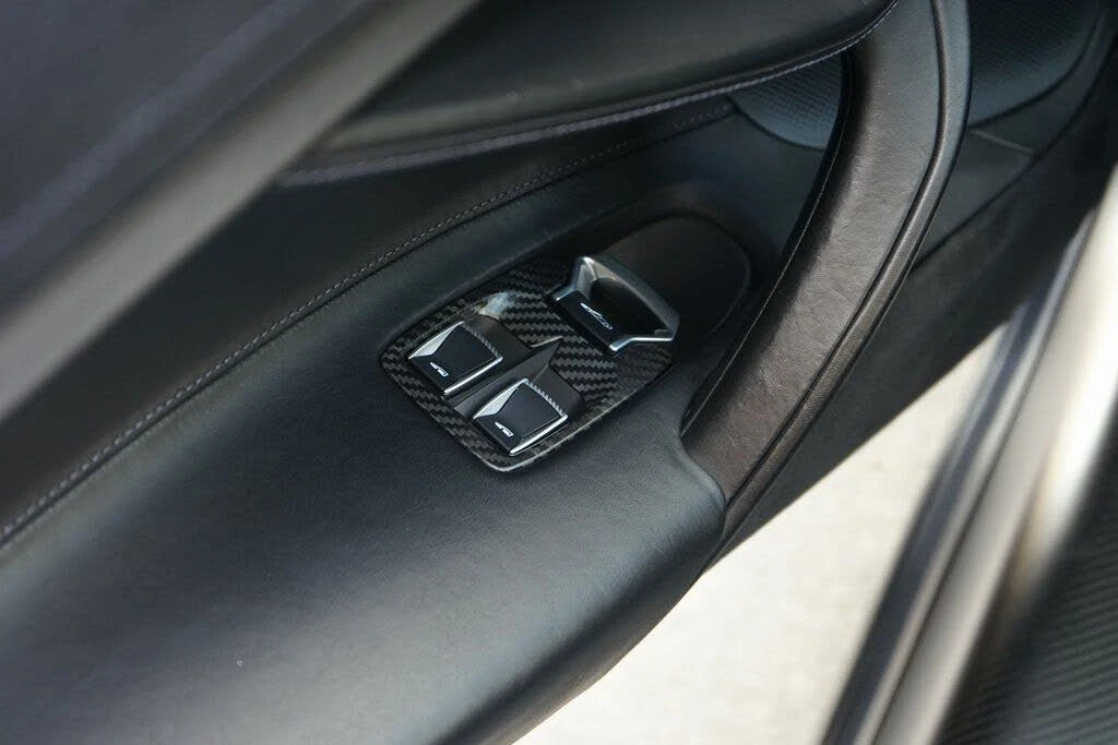 2020 McLaren 720S Spider - Image 30 of 31