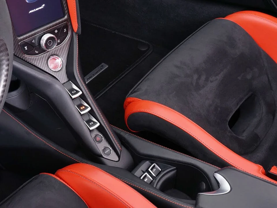 2020 McLaren 720S Spider - Image 29 of 31