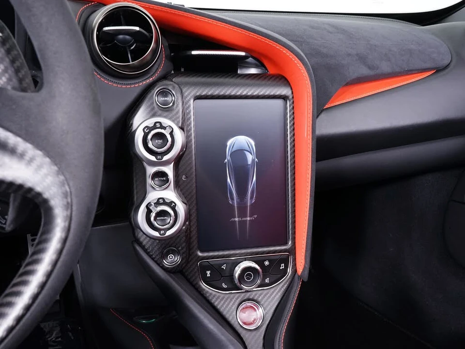 2020 McLaren 720S Spider - Image 27 of 31