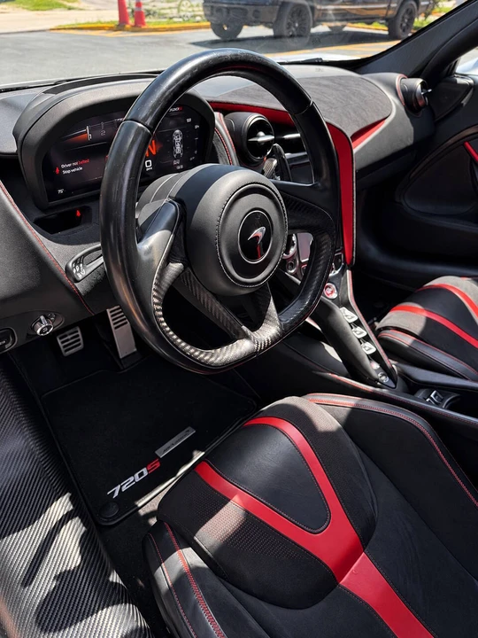 2020 McLaren 720S Spider - Image 23 of 31