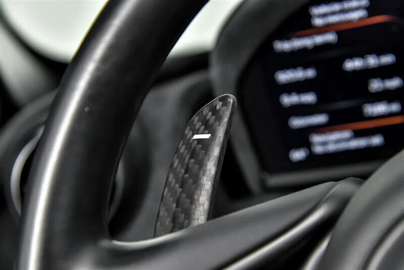2020 McLaren 720S Spider - Image 24 of 31