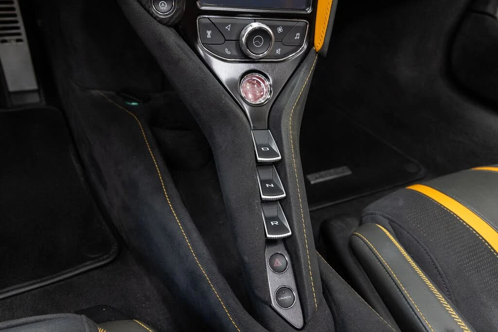 2020 McLaren 720S Spider - Image 18 of 27