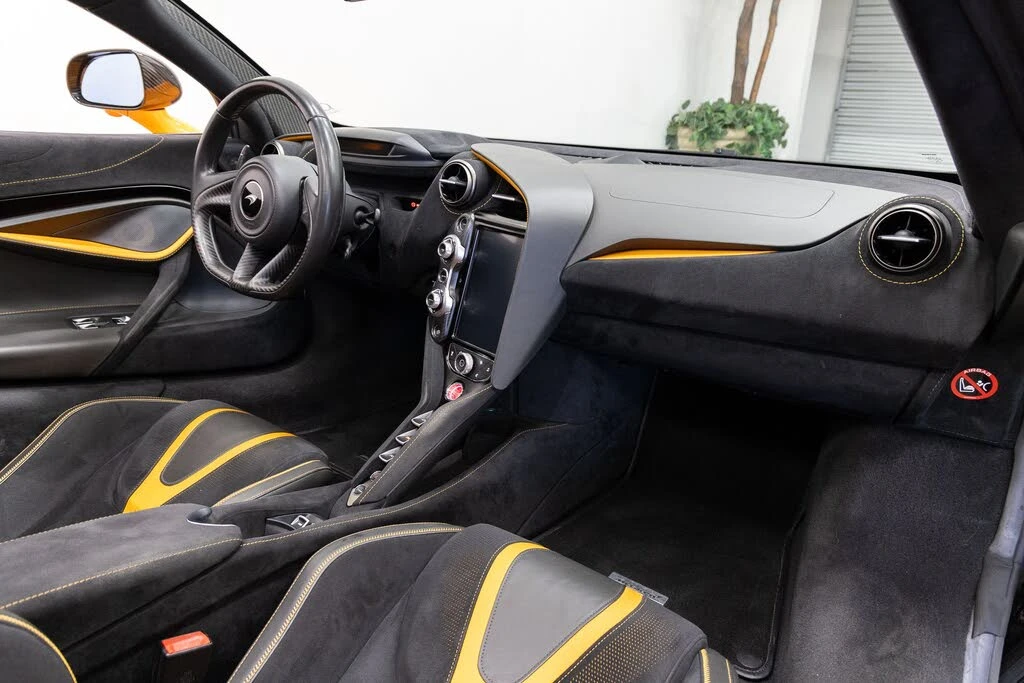 2020 McLaren 720S Spider - Image 12 of 27