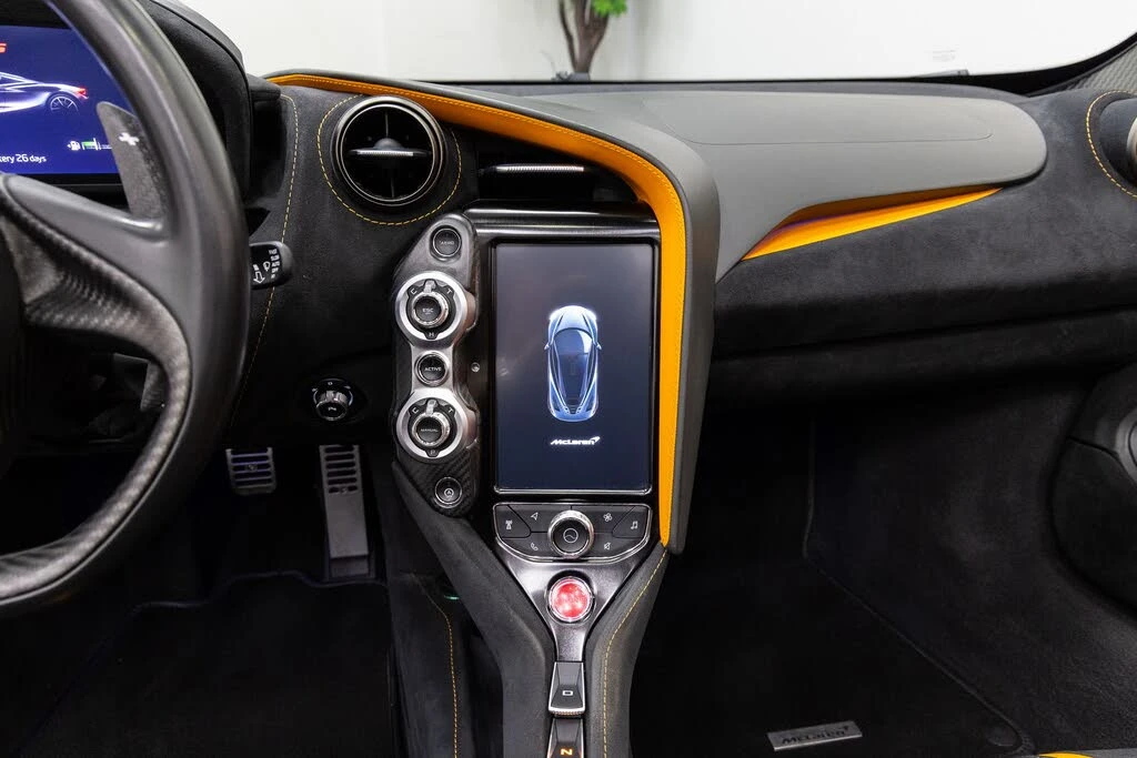 2020 McLaren 720S Spider - Image 16 of 27