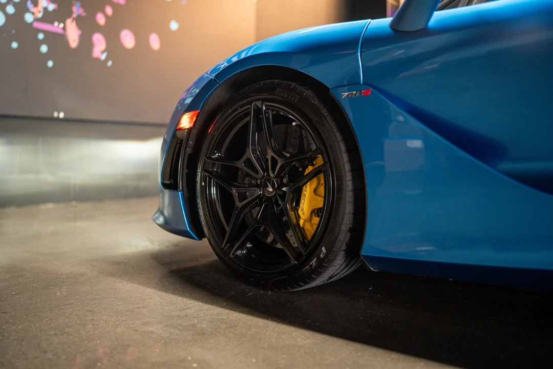 2020 McLaren 720S - Image 20 of 21