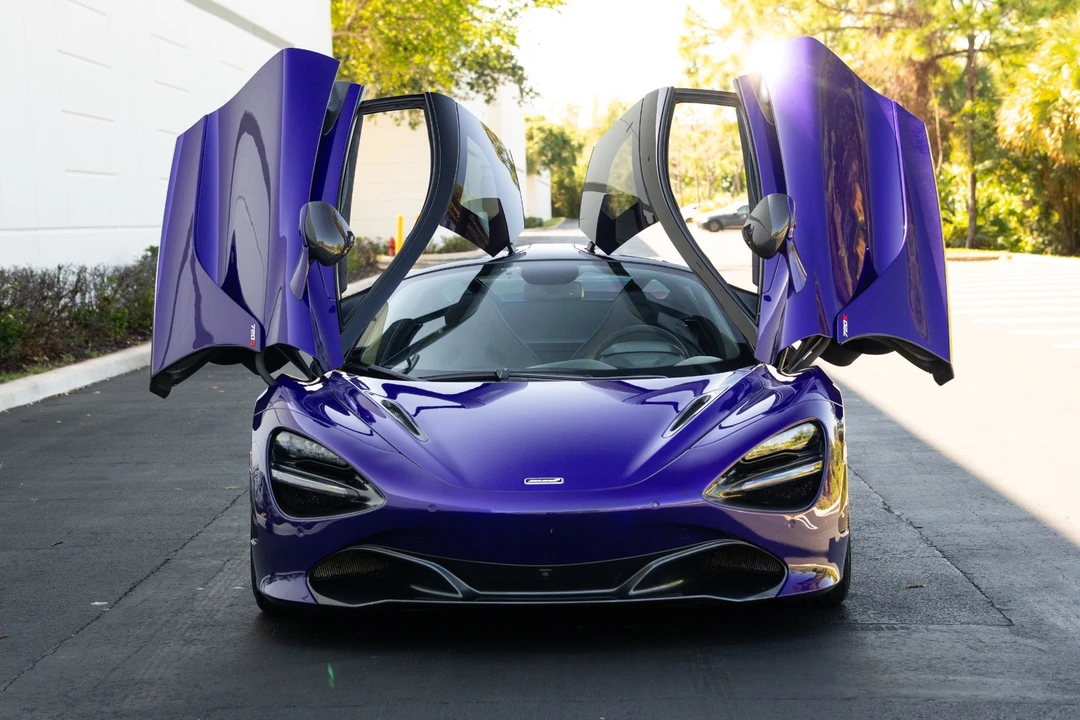 2020 McLaren 720S - Image 8 of 21